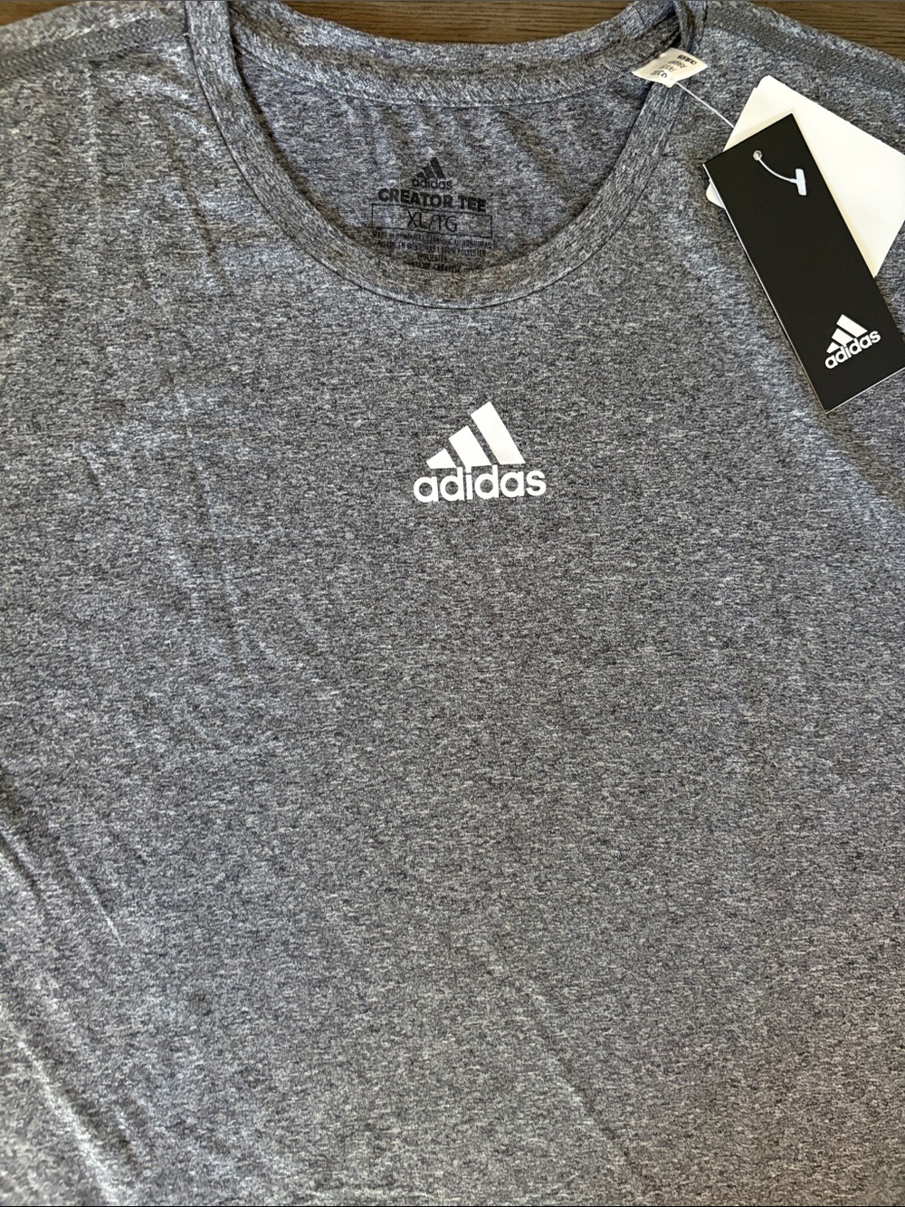 NWT Lot of 2x [adidas] Creator Short Sleeve Shirt Women’s XL & Drawstring Bag - Picture 13 of 16